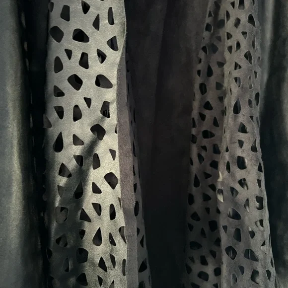 Stylish Faux Leather Jacket - Picture 3 of 5